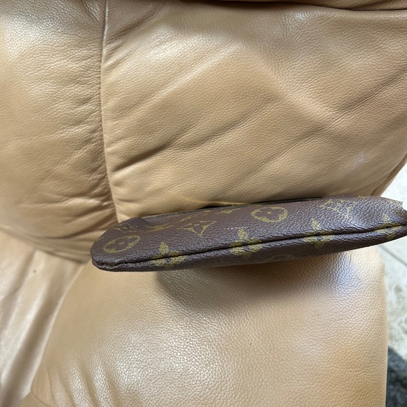 💼SUPER RARE VINTAGE KISS LOCK wristlet/purse - Picture 4 of 9